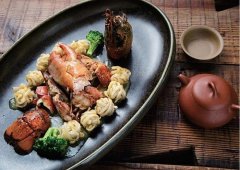 来广东大润发，开启美国龙虾秋季“鲜”体验！